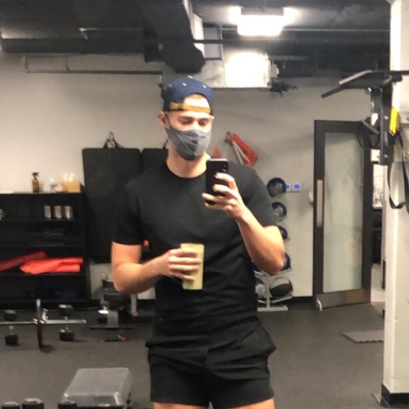 Meet your Posher, Bennett - Picture 1 of 1